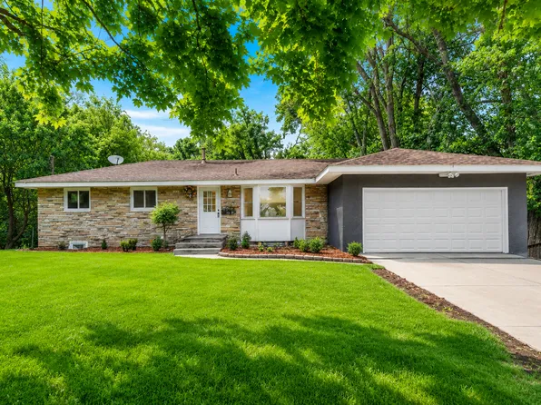 315 Rice Creek Ter NE, Fridley, MN 55432