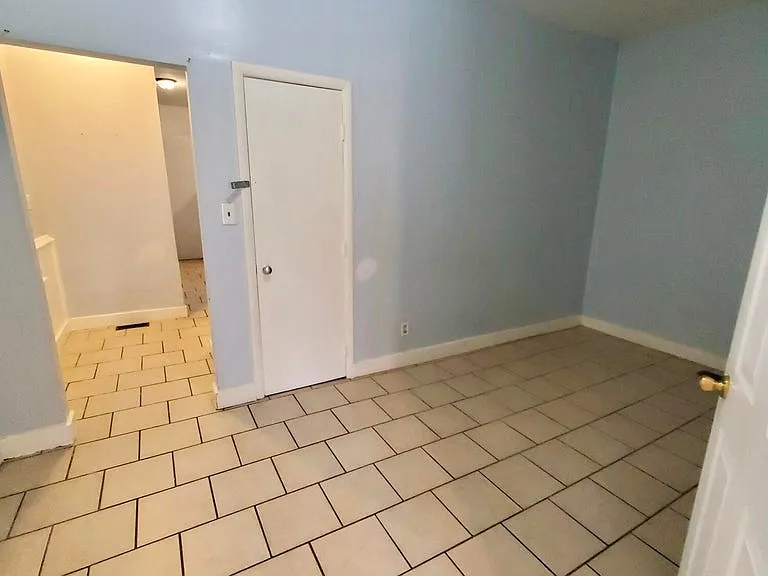 214 N 17th St #2 — Photo 15