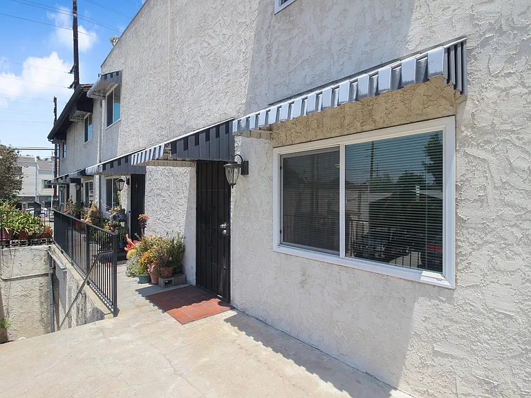 4526 Eagle Rock Blvd #4 — Photo 1
