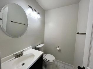 2135 Bayberry St, Virginia Beach, VA 23451