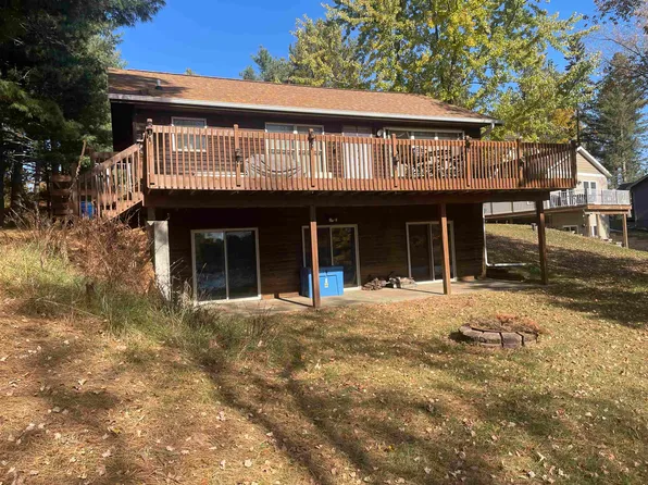 1011 Fosse Ct, Nekoosa, WI 54457