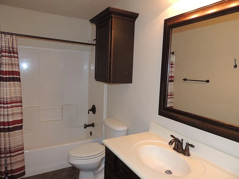 5706 Champions Dr — Photo 18