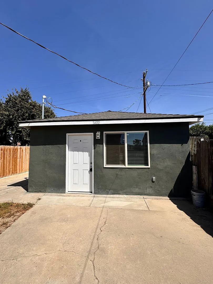 Brand New All Electric Studio ADU Water Included! $1150 Deposit/Rent — Photo 1