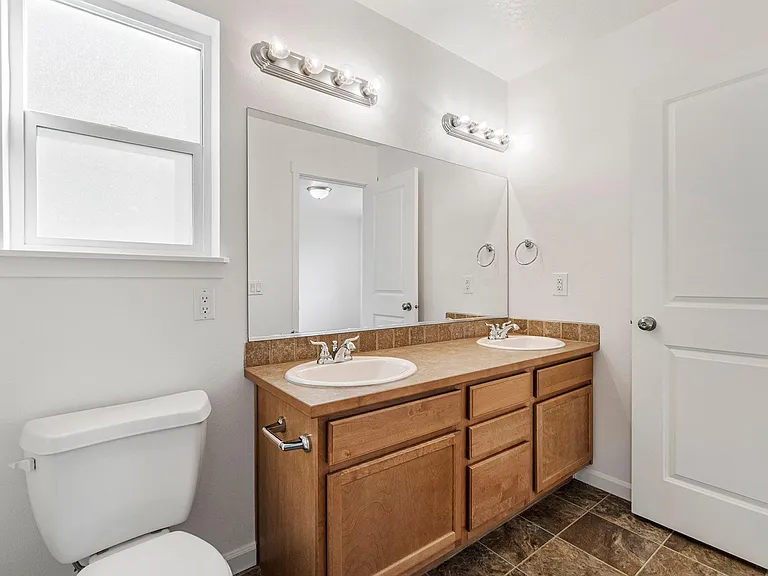 7761 Wyeth Ct — Photo 26