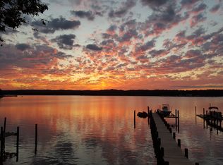 17 Borens Shore Rd, Elkton, MD 21921