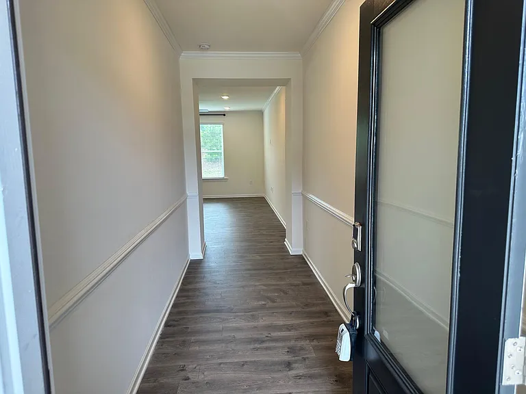 317 Kephart Way — Photo 4