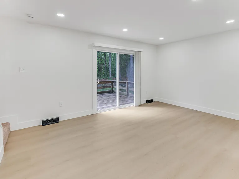 Indian Oaks Townhomes — Photo 14