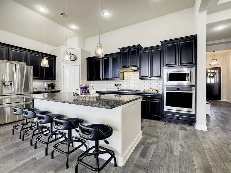5215 Baroness Ln — Photo 7