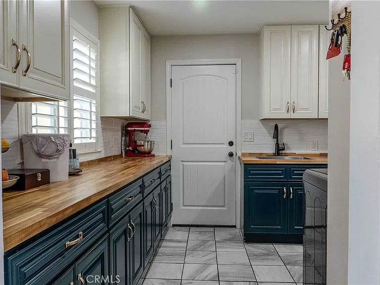 3809 Hanford Ave — Photo 26