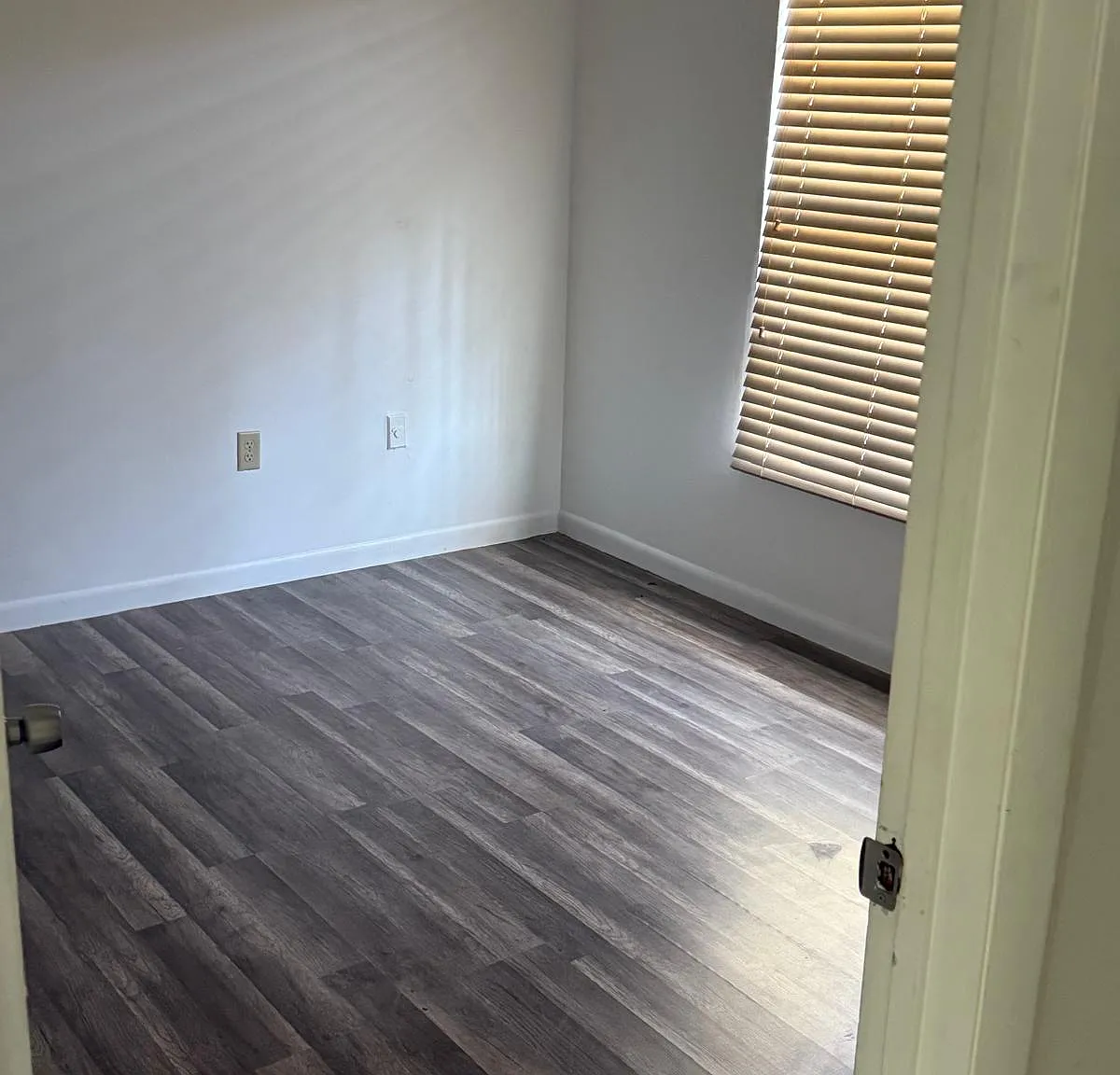 3 bed, 1250 sqft, $2,300 — Photo 3