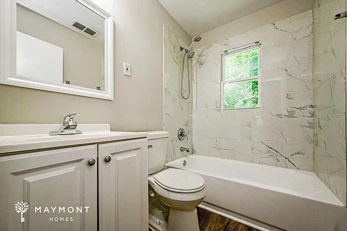 1044 Valley View Rd SE — Photo 14