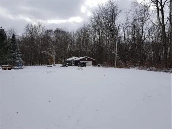 4900 Tabor Rd, Eau Claire, MI 49111