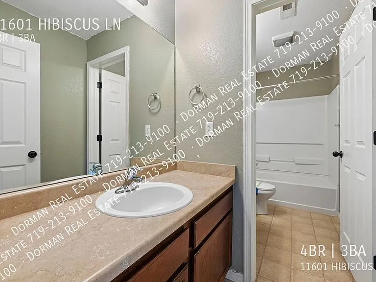 11601 Hibiscus Ln — Photo 23