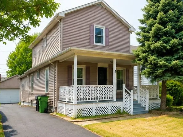 1612 Fruitland Ave, Mayfield Heights, OH 44124