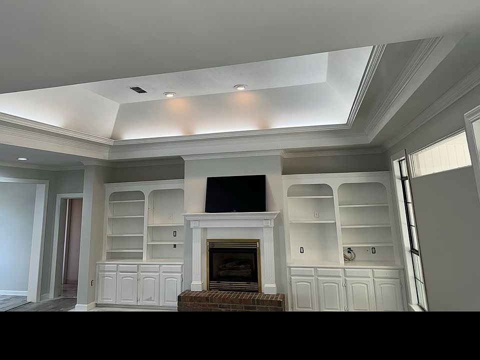 1st image of 107 Woodberry Ct