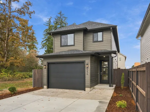 556 SW 23rd St, Battleground, WA 98604