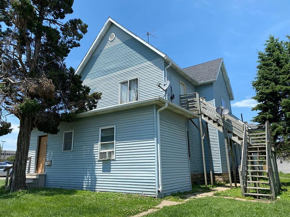 2nd image of 502 E Main St