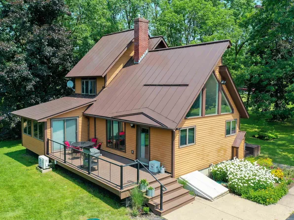 1008 VT Route 7, Salisbury, VT 05769