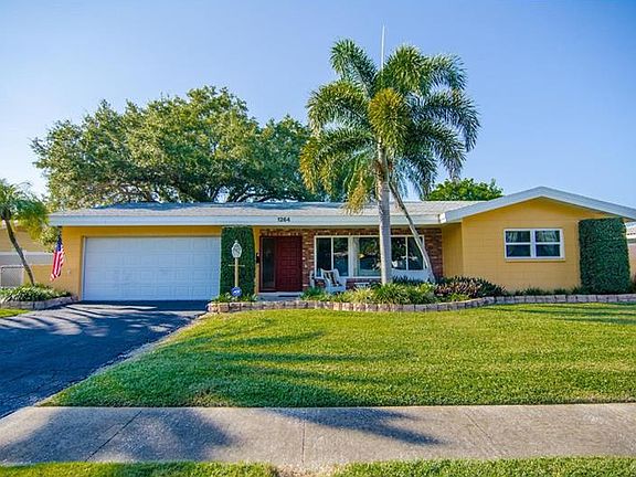 2nd image of 1264 Eden Isle Dr NE