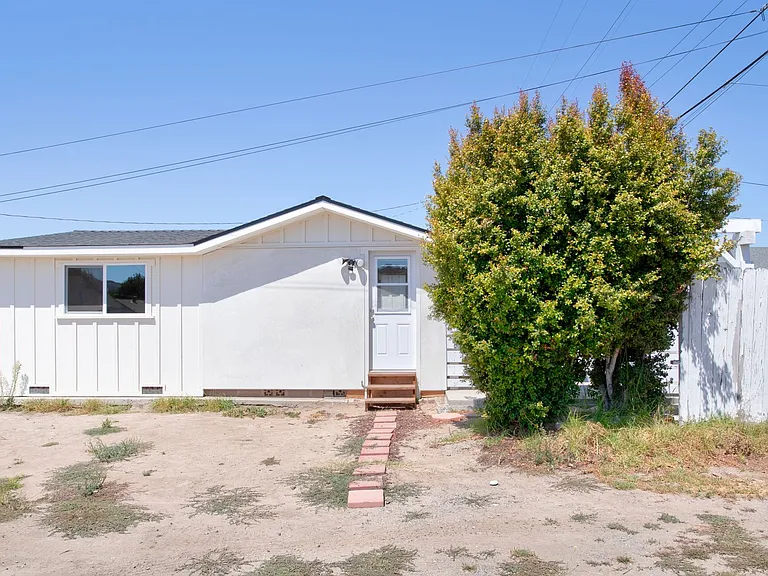 101 Pinal Ave — Photo 1