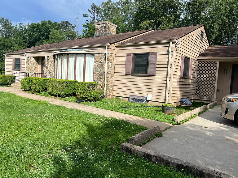 3837 Pritchett Ln — Photo 1