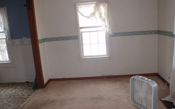 2nd image of 1391 W Country Club Dr
