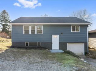 29 Salem Ave, New Salem, PA 15468