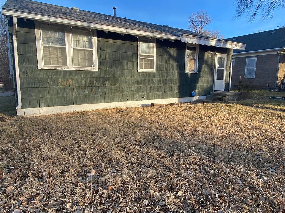 1st image of 740 N 4th St