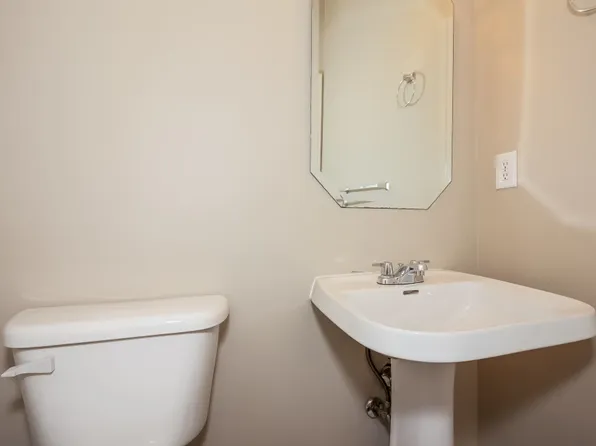 6500 Stoxmeade Dr, Mint Hill, NC 28227