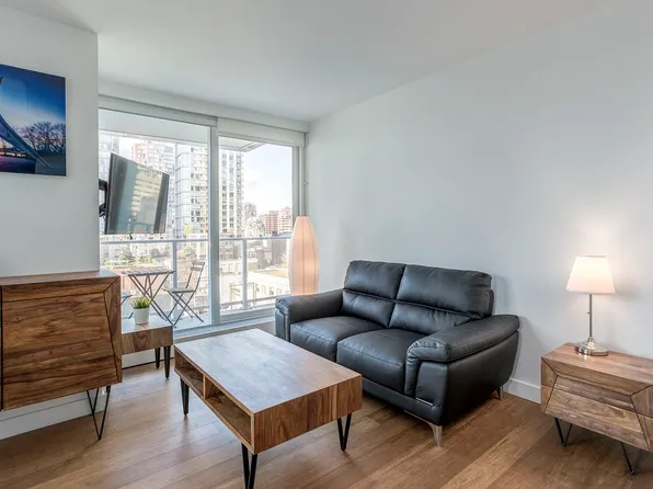 Executive Suite in Vancouver | Fully Furnished | Short-Term Rental