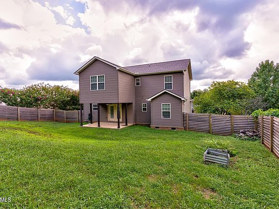 3rd image of 4847 Shannon Run Dr