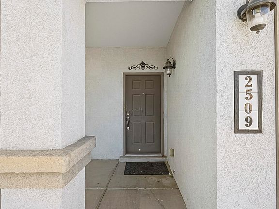 4th image of 2509 Camino Seville SE