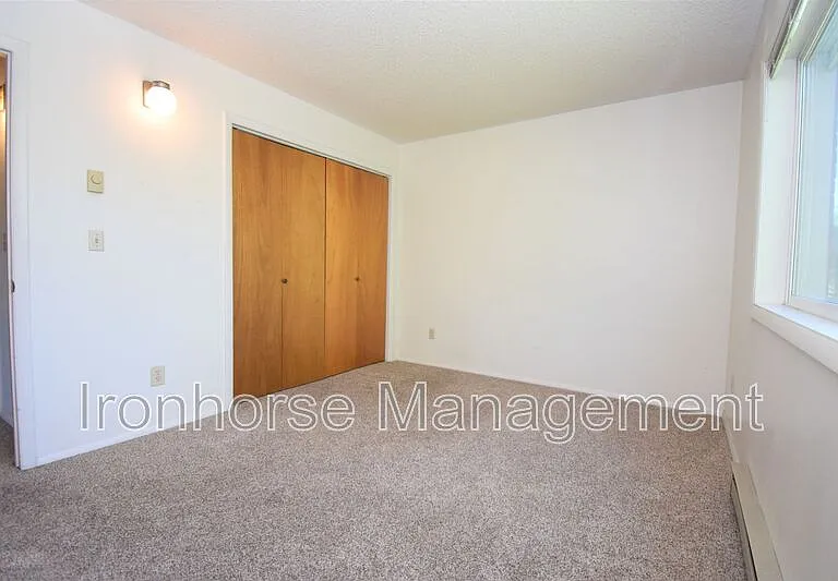 809 W Villard St #47 — Photo 11