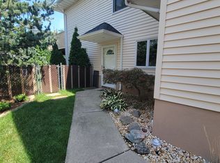 9 Spruce St #1, Elmwood Park, NJ 07407