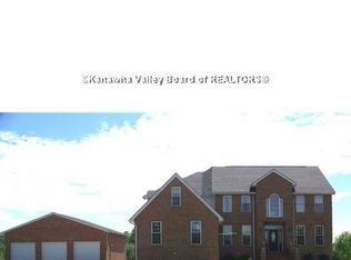 363 Olympia Flds, Winfield, WV 25213