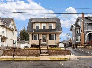 61 Sunderland Ave, Rutherford, NJ 07070