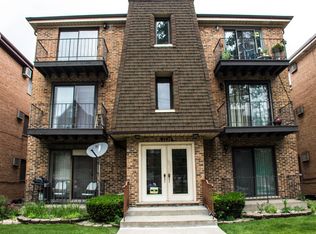 6620 W 64th Pl APT 3W, Chicago, IL 60638