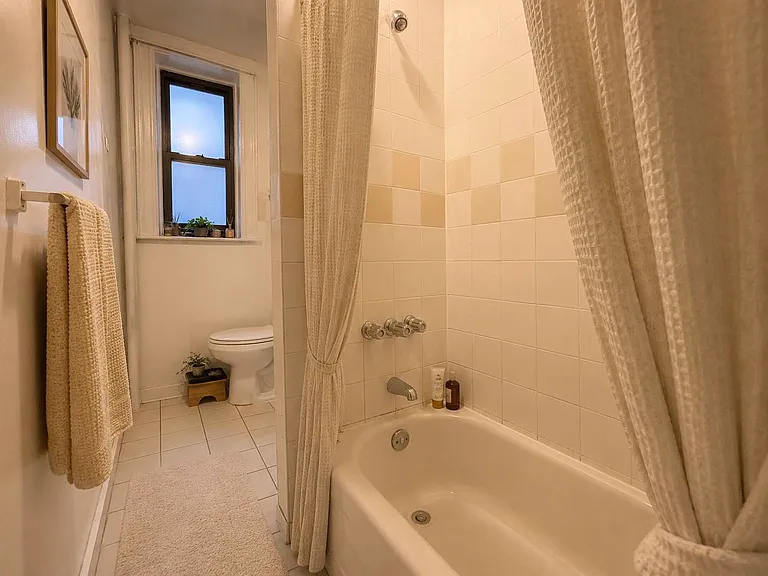 246 Pacific St #3D — Photo 7
