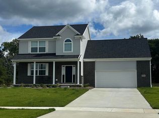 1246 Plum Grove Dr, Monroe, MI 48161