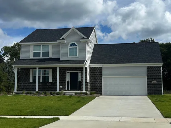 1246 Plum Grove Dr, Monroe, MI 48161