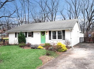 305 Manhattan Dr, Lexington, KY 40505