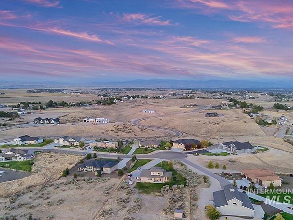 3rd image of 24398 Tombstone Ridge Ct