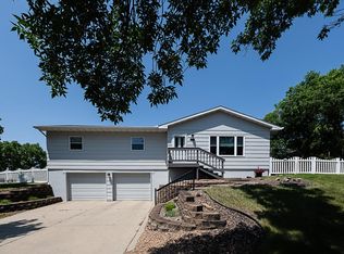 723 N Harrison Ave, Pierre, SD 57501