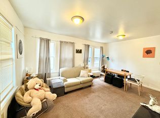 304 Elizabeth Ave APT 1, Pittsburgh, PA