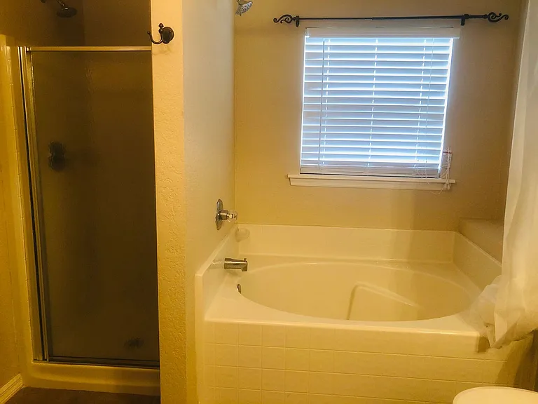 614 Camel Ln — Photo 8