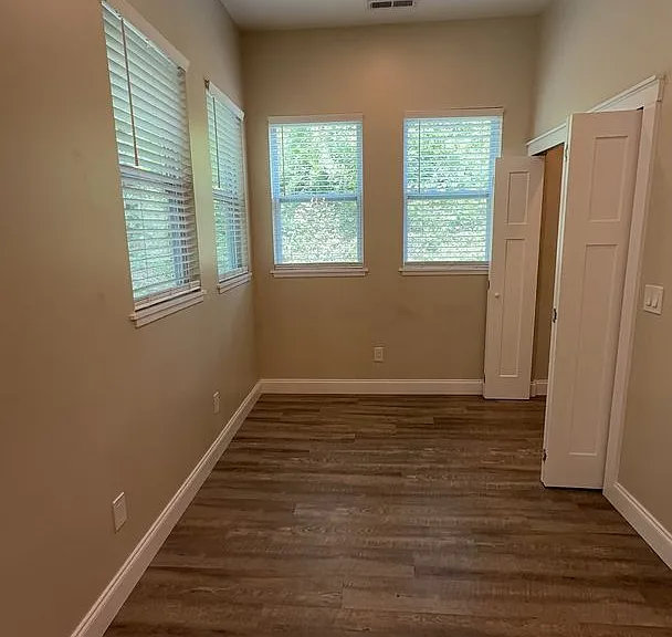 117 Country Ridge Rd — Photo 16