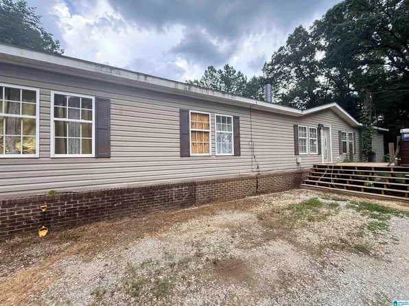 60 Sunny Hill Rd, Columbiana, AL 35051