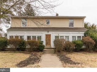 8305 Cadwalader Ave, Elkins Park, PA 19027