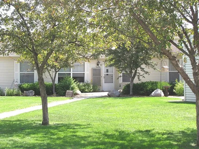 The Bungalows — Photo 10