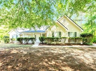 75 Applewood Cir, Newnan, GA 30263